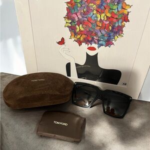 Tom Ford Dark Frame Sunglasses